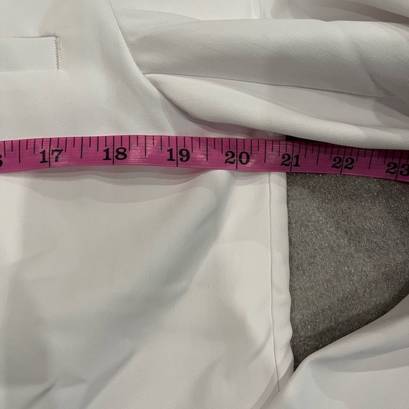 [S]Figs Classic Men Harlem White Slim Short Lab Coat Jacket - Picture 13 of 16